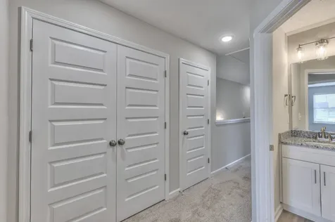 33 Hardwood Road Tullahoma TN 37388