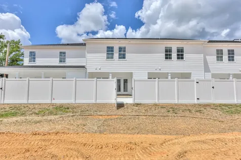 33 Hardwood Road Tullahoma TN 37388