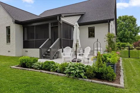9288 White Ash Drive Ooltewah TN 37363