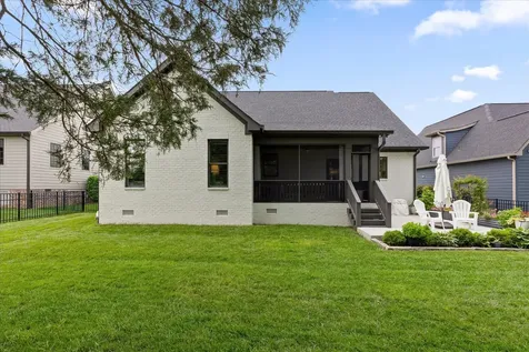 9288 White Ash Drive Ooltewah TN 37363