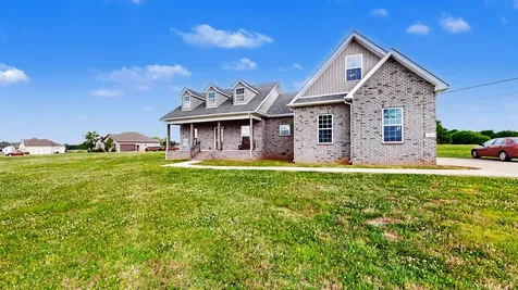 124 Barber Road Unionville TN 37180