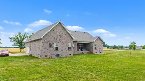124 Barber Road Unionville TN 37180
