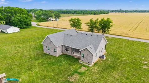 124 Barber Road Unionville TN 37180