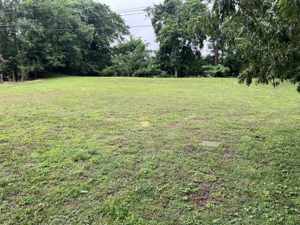 304 Pine Mountain Road Clarksville TN 37042