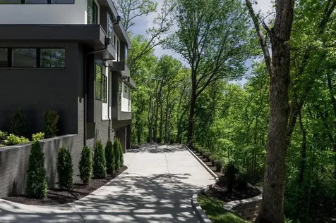663 Hunters Trail Nashville TN 37209
