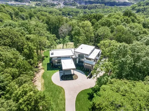 663 Hunters Trail Nashville TN 37209