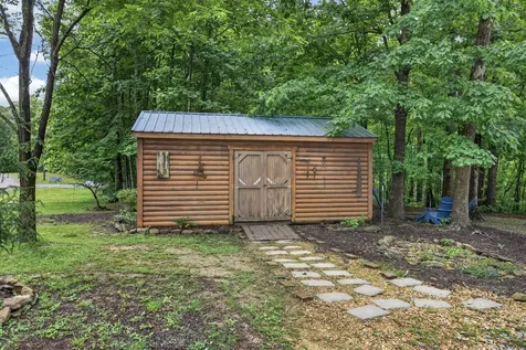 55214 Maynard Ridge Lane Crawford TN 38554