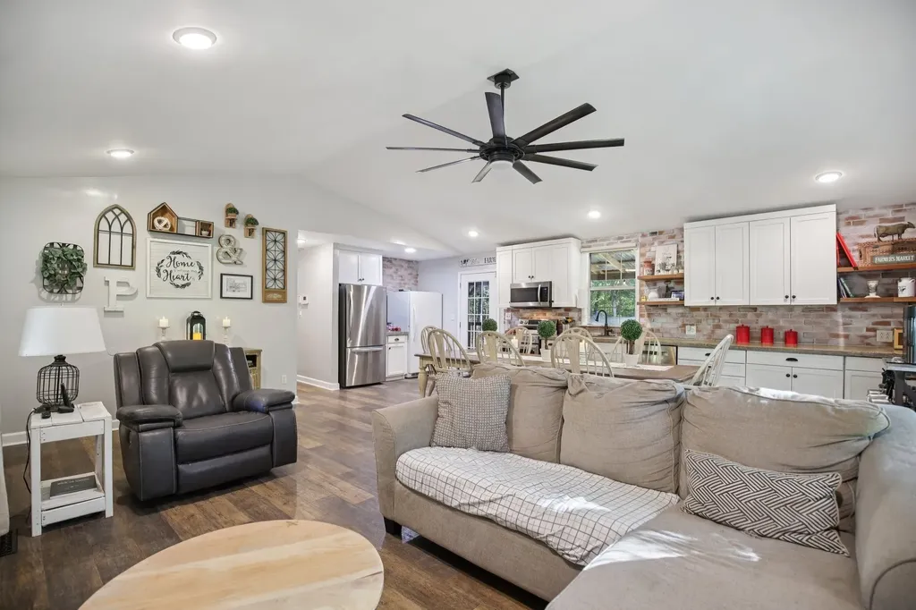 5304 Old Hickory Boulevard Nashville TN 37218