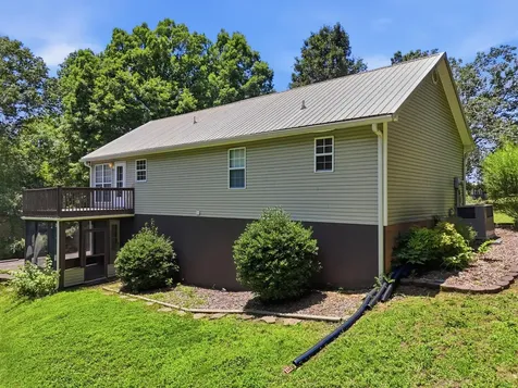 192 Carriage Lane Cleveland TN 37312