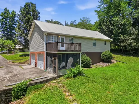 192 Carriage Lane Cleveland TN 37312