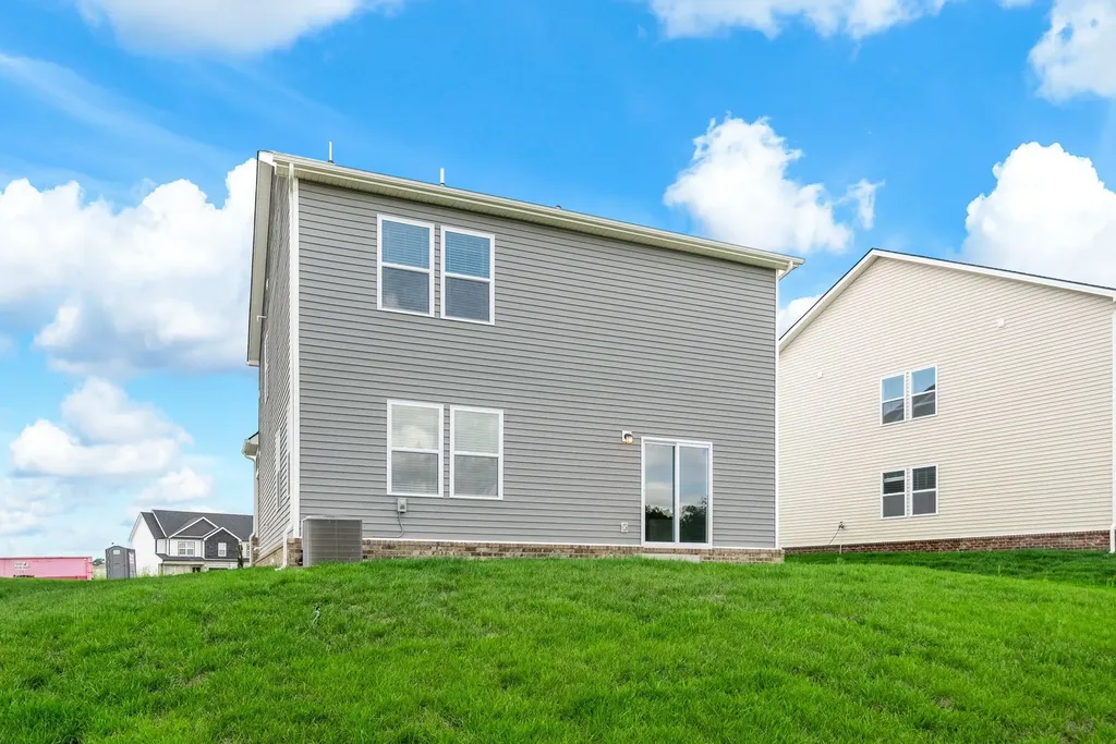 457 Perthshire Loop Clarksville TN 37043