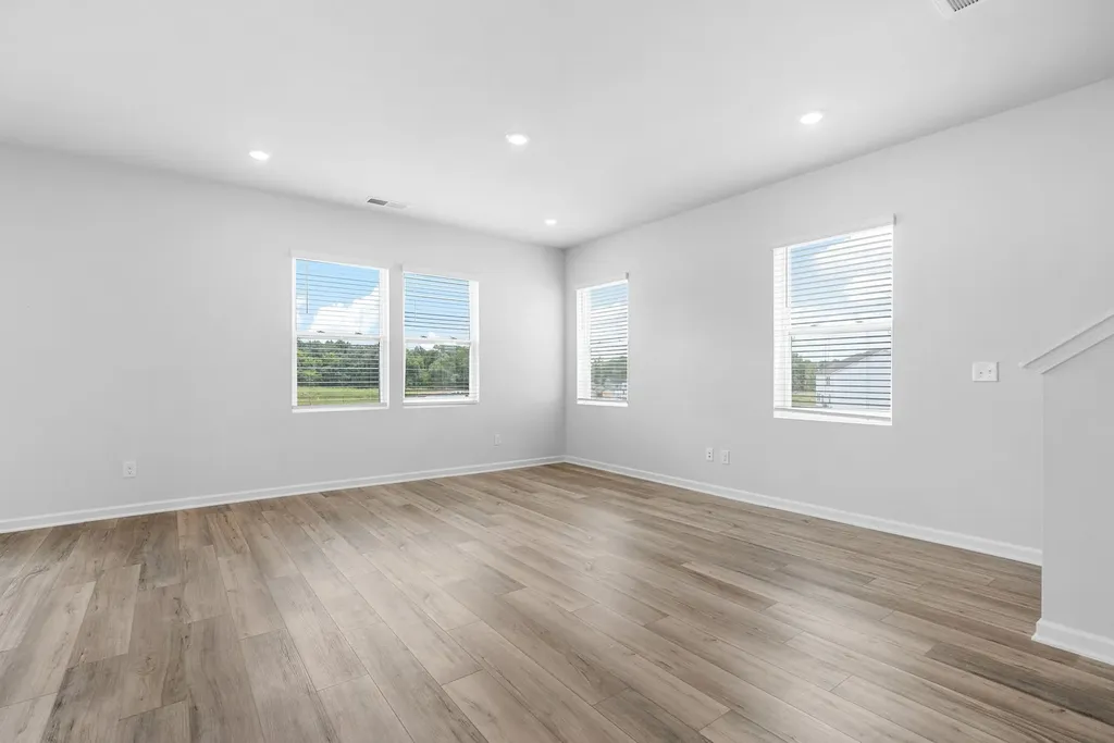 457 Perthshire Loop Clarksville TN 37043