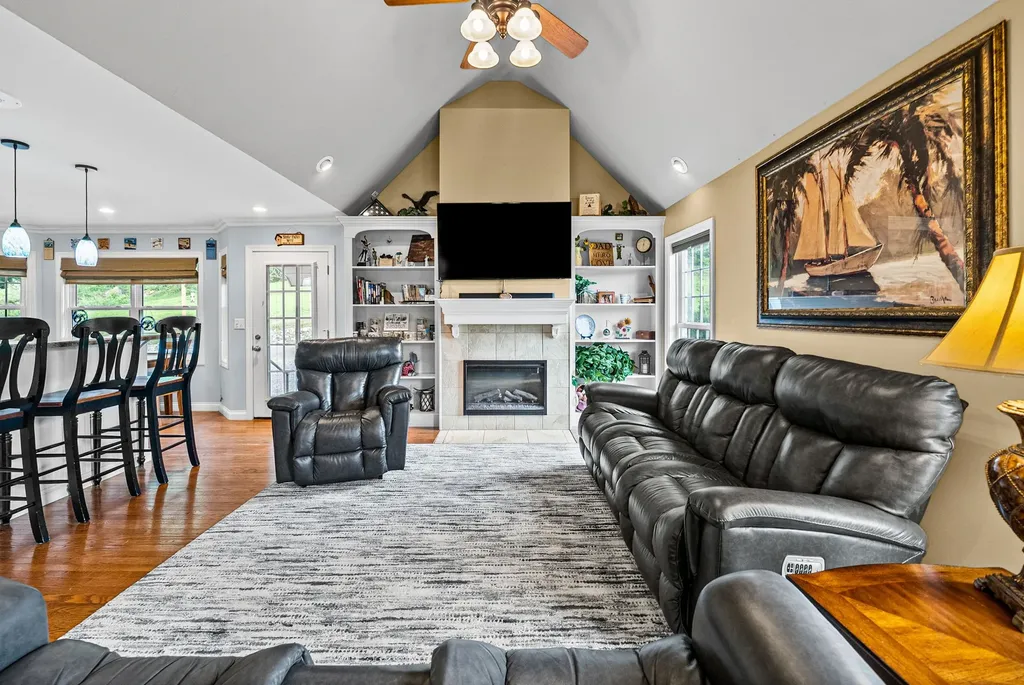 590A Lindsey Hollow Road Gallatin TN 37066