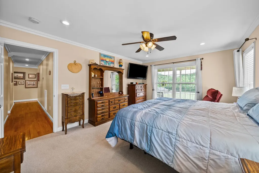 590A Lindsey Hollow Road Gallatin TN 37066