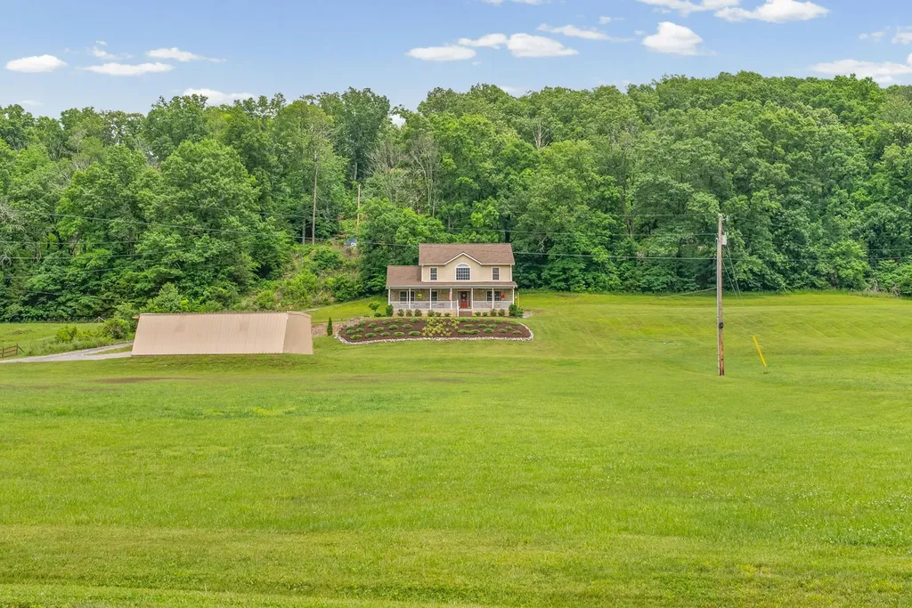 590A Lindsey Hollow Road Gallatin TN 37066