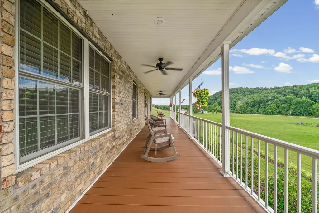 590A Lindsey Hollow Road Gallatin TN 37066
