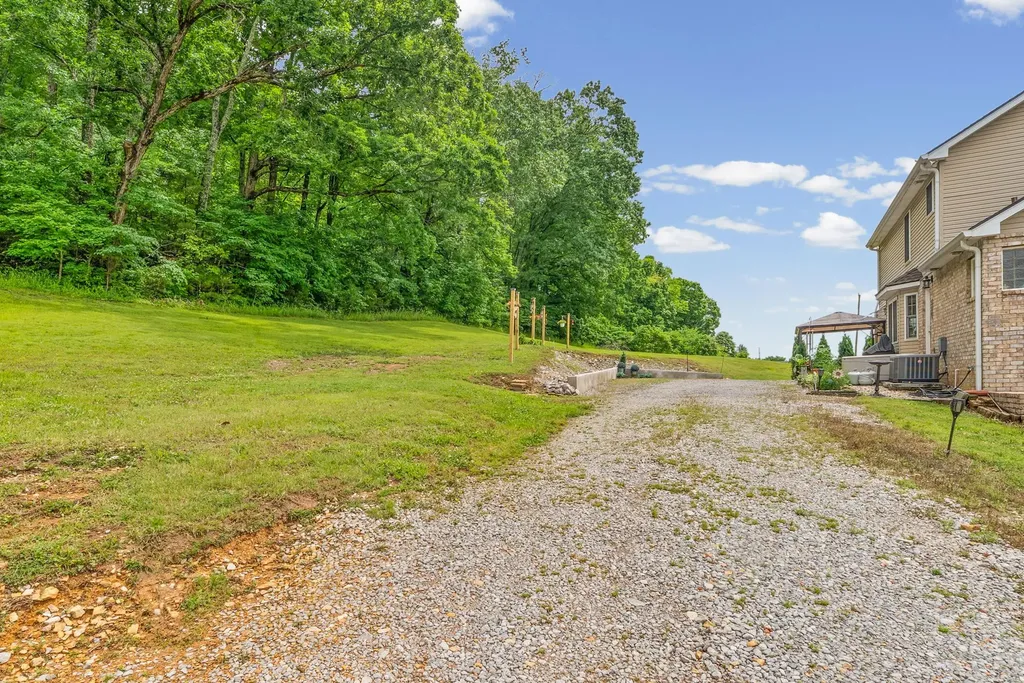 590A Lindsey Hollow Road Gallatin TN 37066