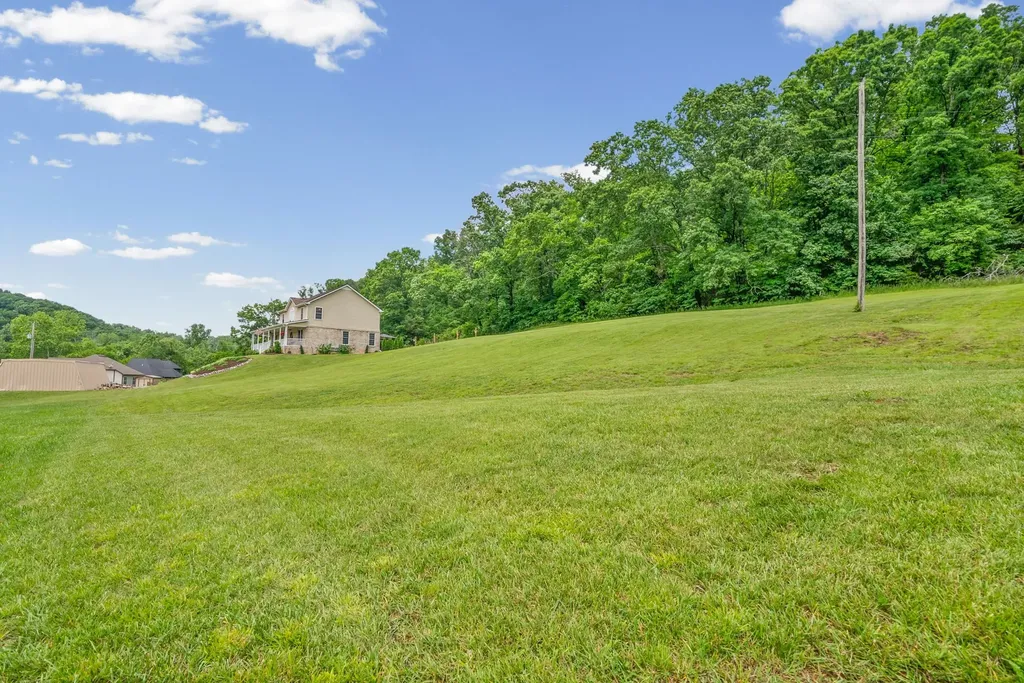 590A Lindsey Hollow Road Gallatin TN 37066