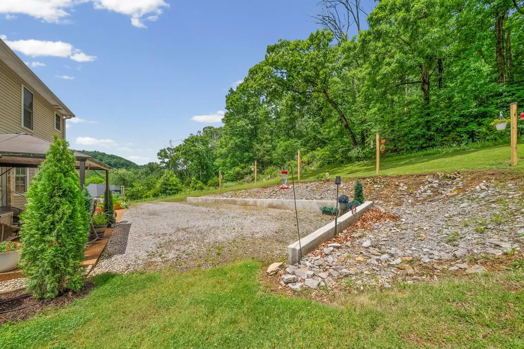 590A Lindsey Hollow Road Gallatin TN 37066