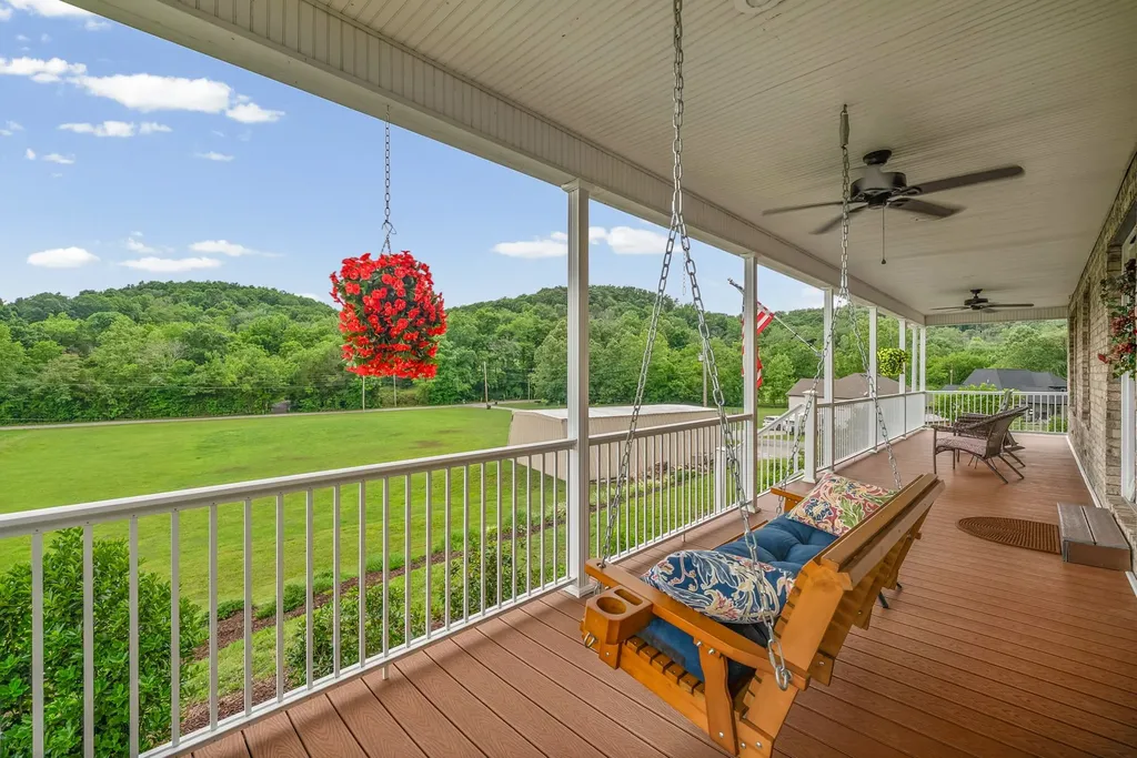590A Lindsey Hollow Road Gallatin TN 37066