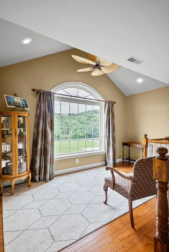590A Lindsey Hollow Road Gallatin TN 37066