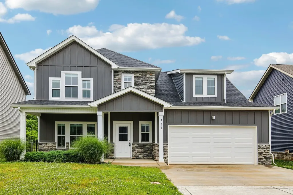 4042 Fort Sumter Drive Clarksville TN 37042