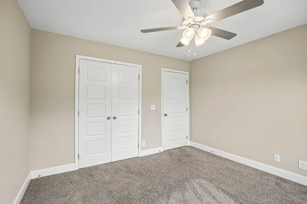 4042 Fort Sumter Drive Clarksville TN 37042