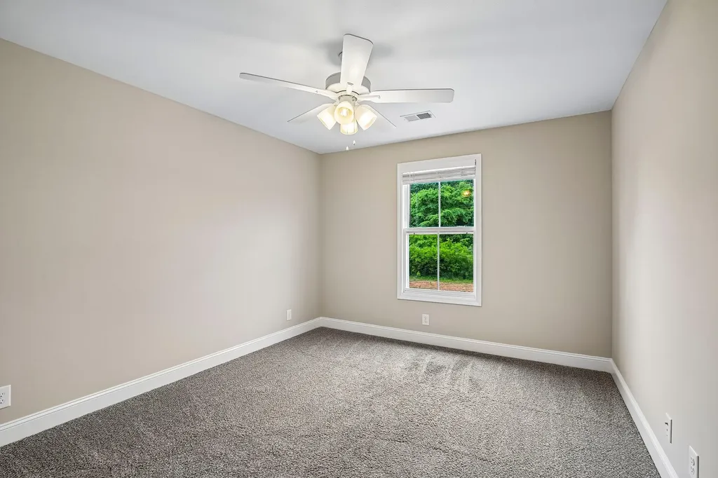 4042 Fort Sumter Drive Clarksville TN 37042