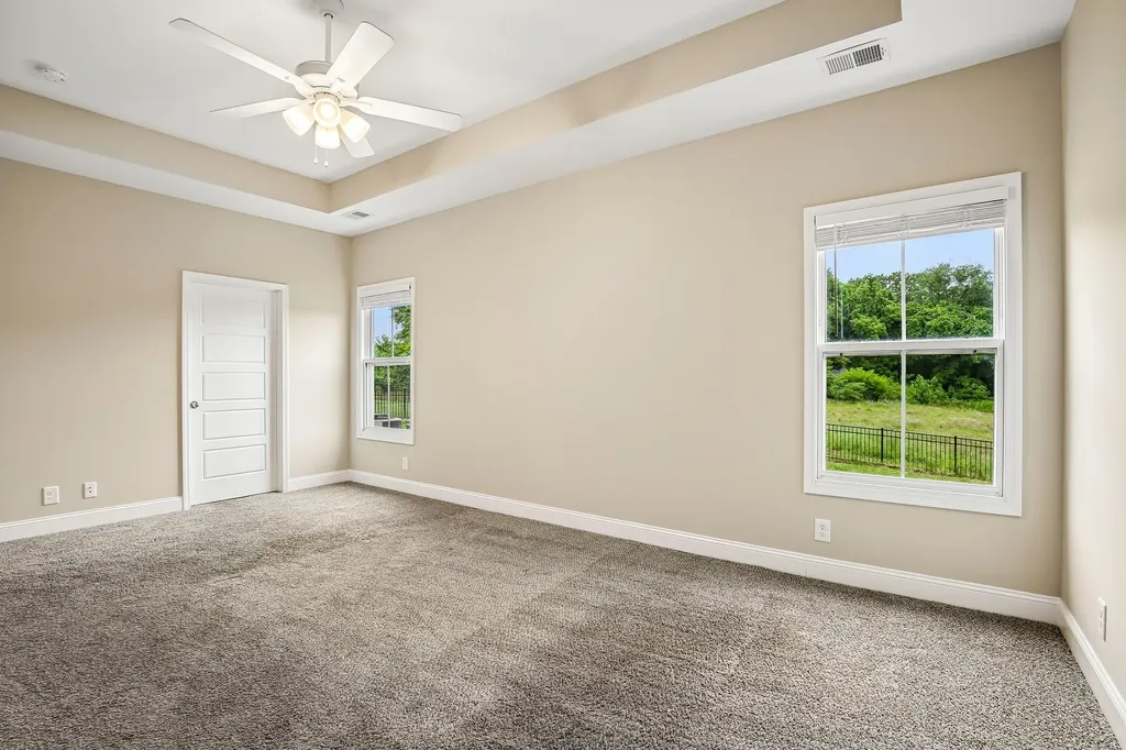 4042 Fort Sumter Drive Clarksville TN 37042