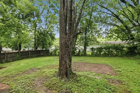 725 Mill Street Manchester TN 37355