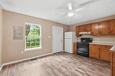 725 Mill Street Manchester TN 37355
