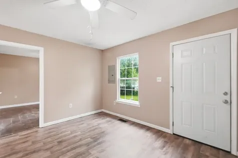 725 Mill Street Manchester TN 37355