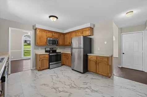 1753 Broadripple Drive Clarksville TN 37042