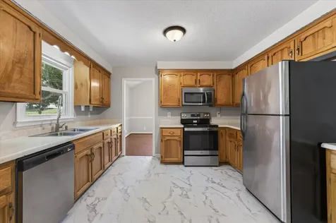1753 Broadripple Drive Clarksville TN 37042