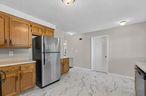 1753 Broadripple Drive Clarksville TN 37042