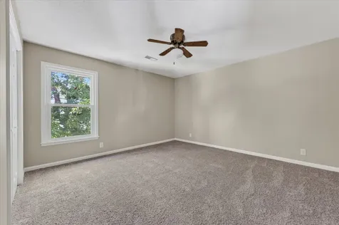 1753 Broadripple Drive Clarksville TN 37042