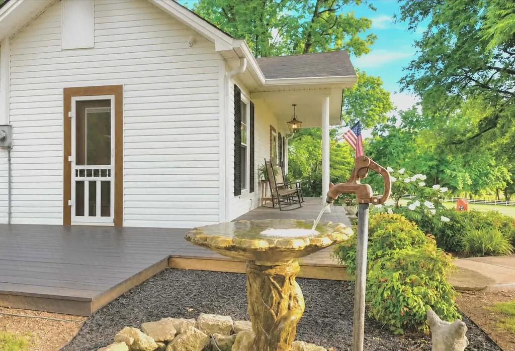 6222 Cayce Lane Columbia TN 38401