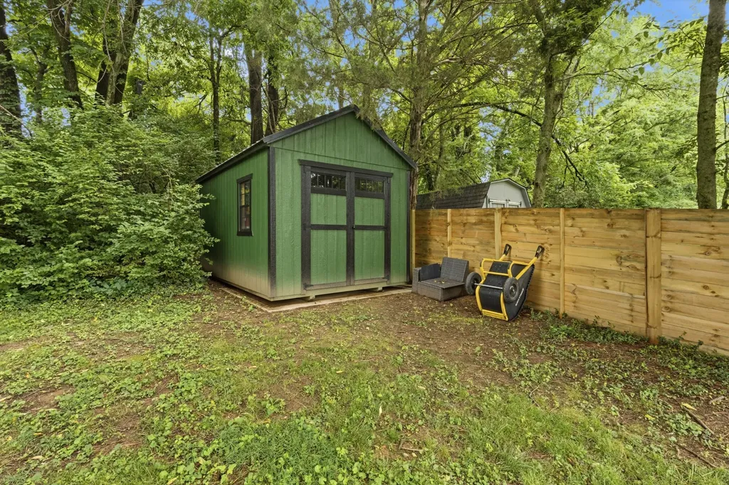 5020 Ashley Drive Nashville TN 37211