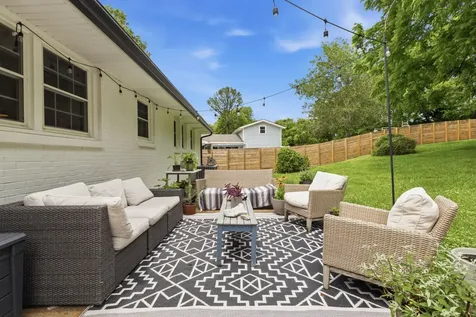 5020 Ashley Drive Nashville TN 37211
