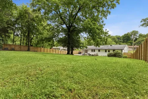 5020 Ashley Drive Nashville TN 37211