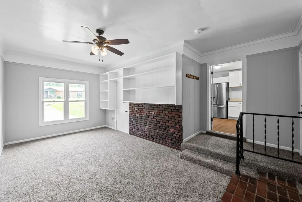 19 Gino Drive Clarksville TN 37042