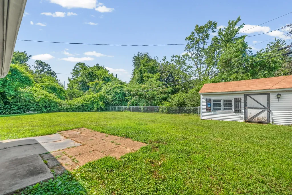 19 Gino Drive Clarksville TN 37042