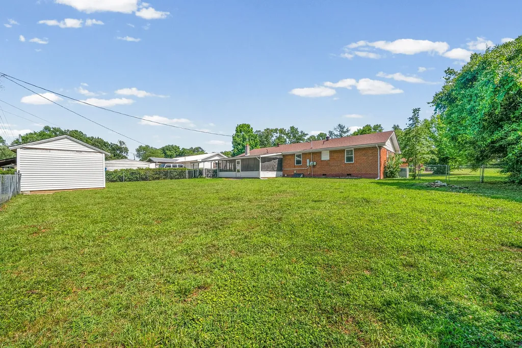 19 Gino Drive Clarksville TN 37042