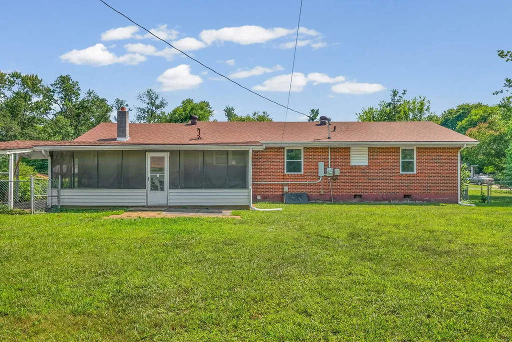 19 Gino Drive Clarksville TN 37042