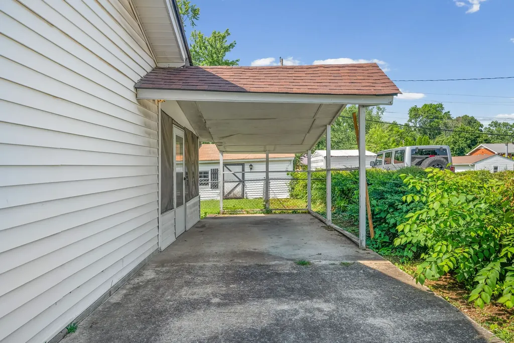 19 Gino Drive Clarksville TN 37042