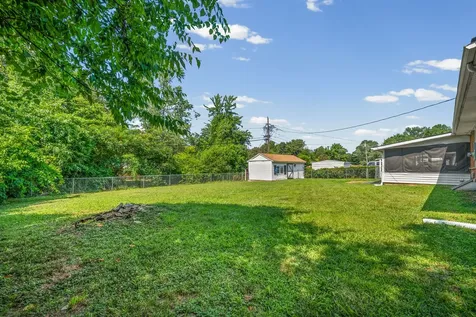 19 Gino Drive Clarksville TN 37042