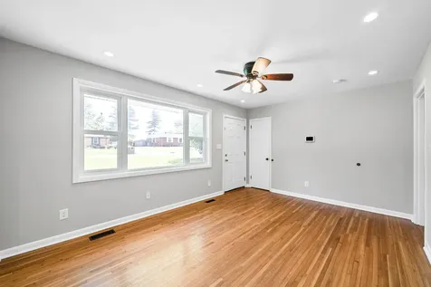19 Gino Drive Clarksville TN 37042