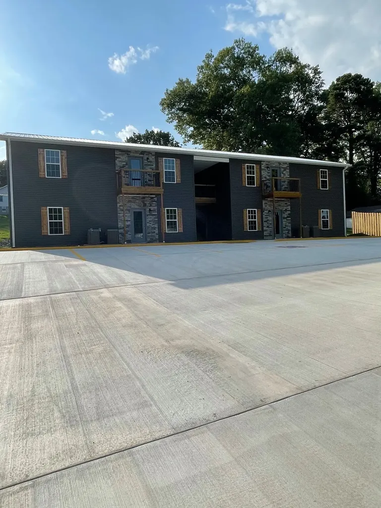 130 Main St, S Carthage TN 37030