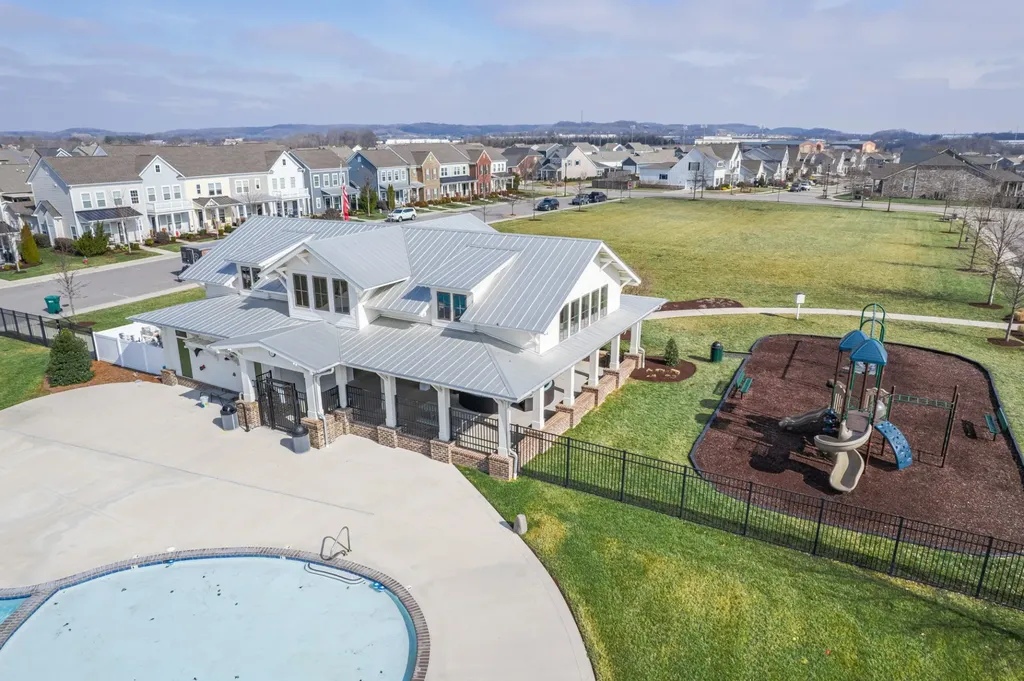 1034 June Wilde Ridge Spring Hill TN 37174
