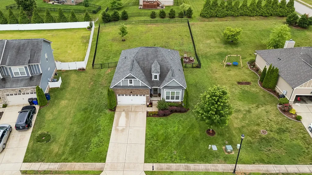 2702 Nottingham Drive Columbia TN 38401